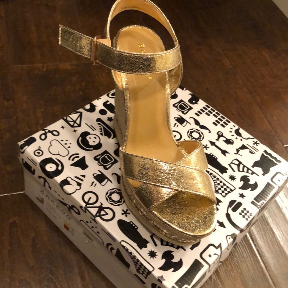 Gold wedge heel